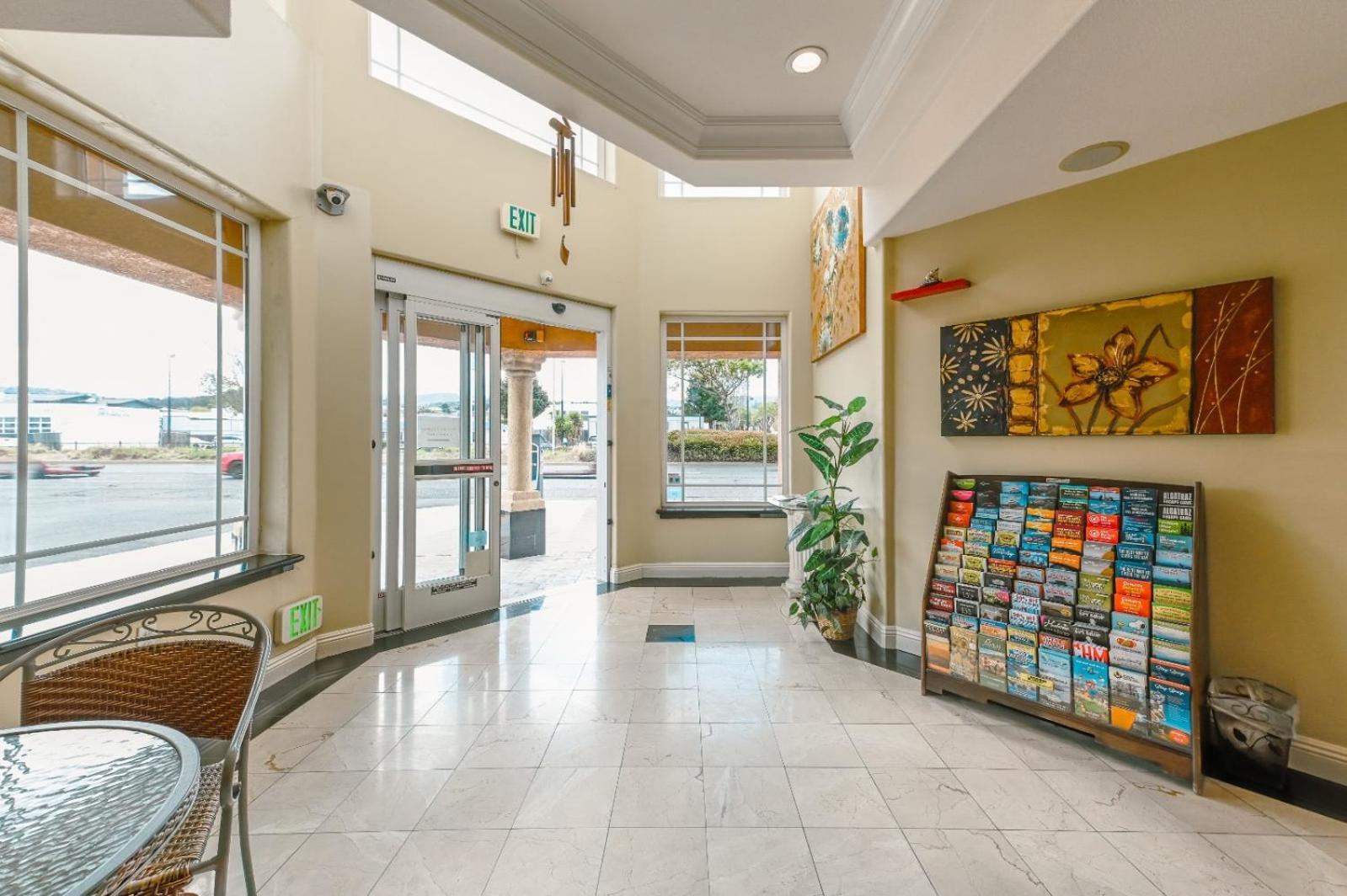 Gateway Inn And Suites San Francisco Sfo Airport Сан Бруно Екстериор снимка