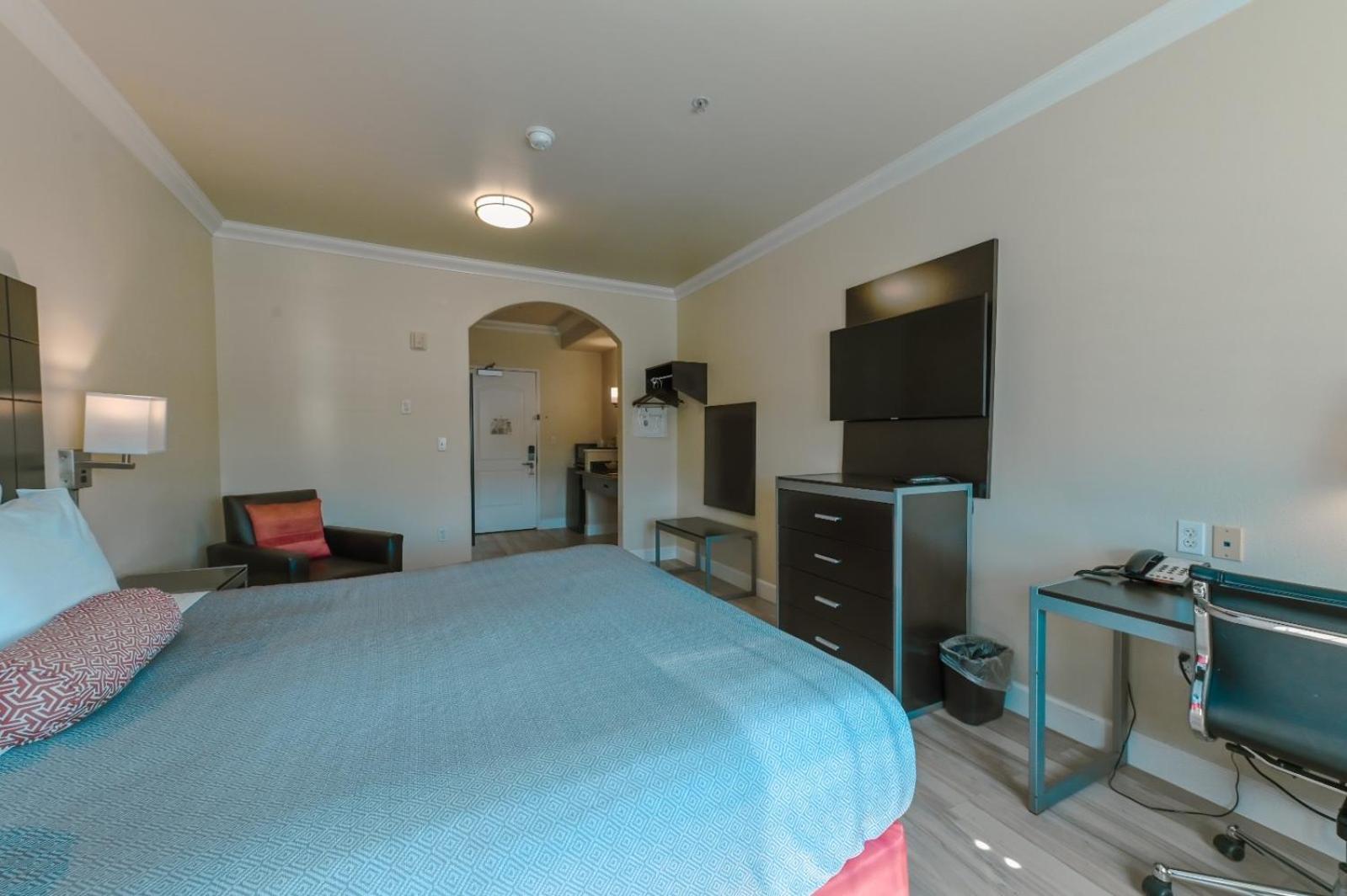 Gateway Inn And Suites San Francisco Sfo Airport Сан Бруно Екстериор снимка
