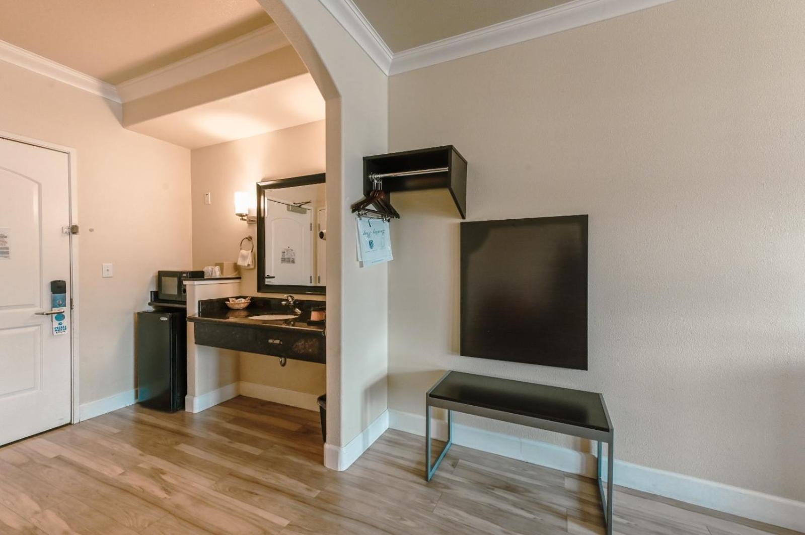 Gateway Inn And Suites San Francisco Sfo Airport Сан Бруно Екстериор снимка